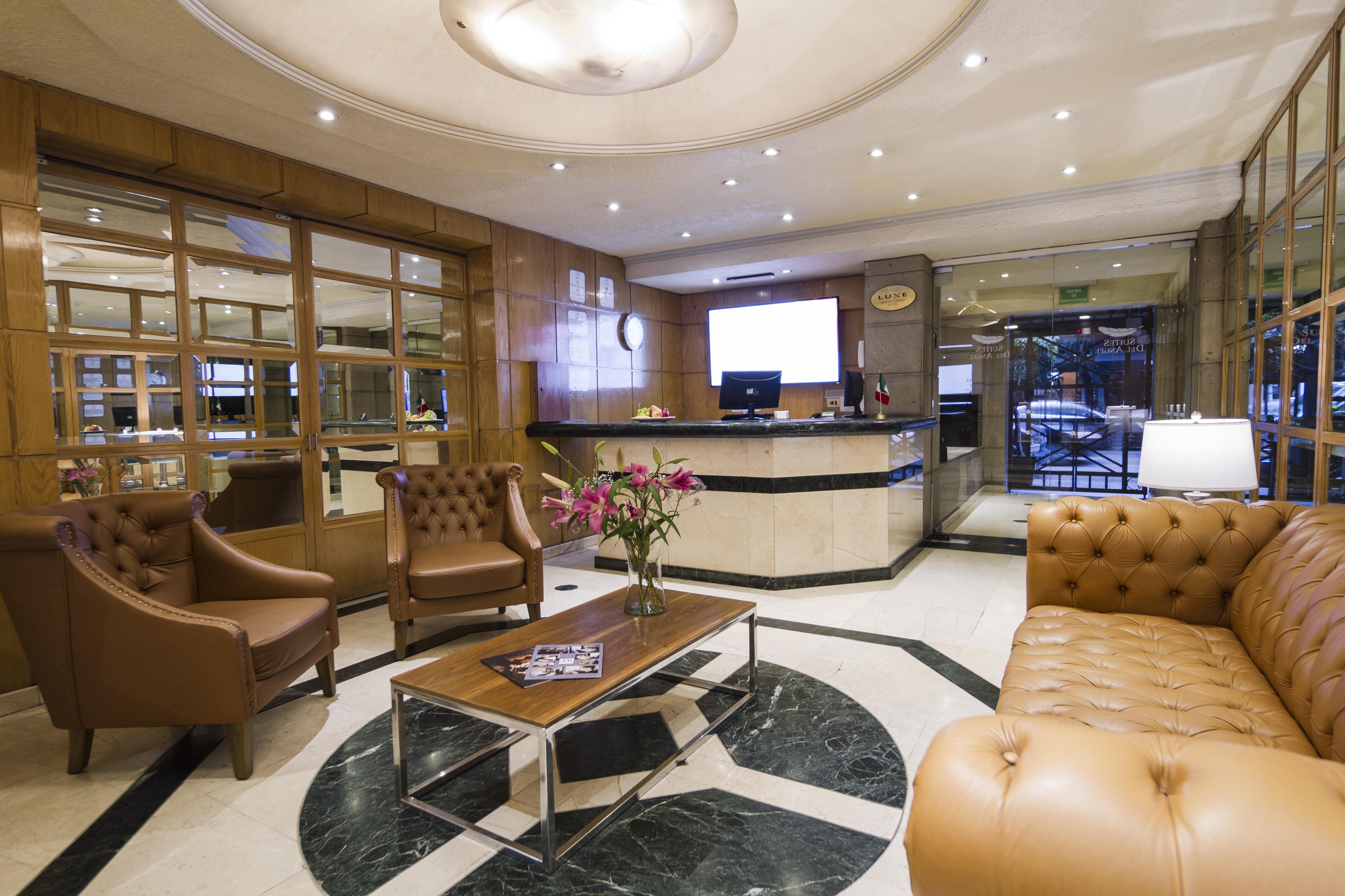 Del Angel Aparthotel
