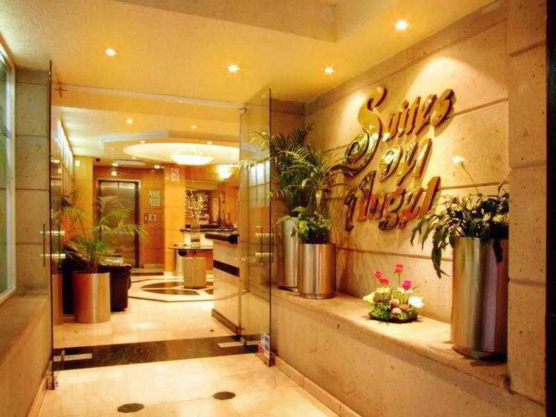 Del Angel Aparthotel